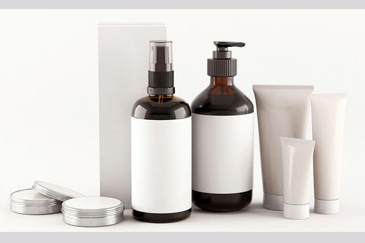 HATI-HATI! Kandungan Skincare Ini Nggak Cocok Dipakai Bersamaan.