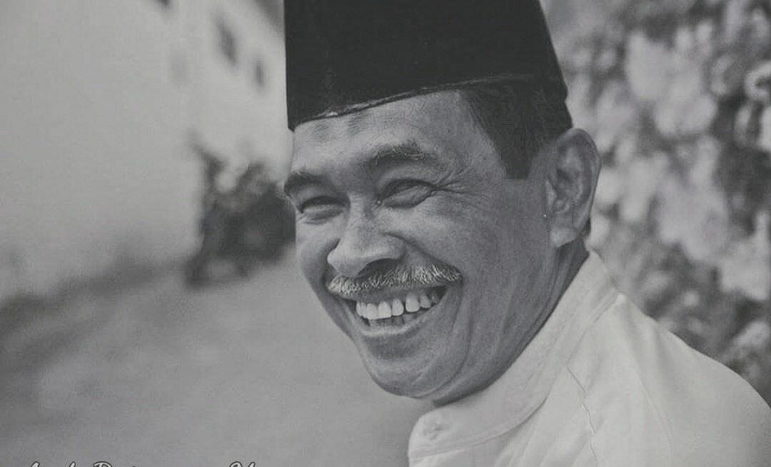Tidak Perlu Angkat Senjata untuk Jadi Pahlawan, Seperti Bapak Ini Misalnya