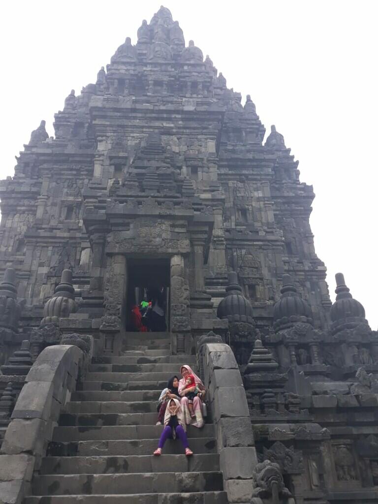 Sebagaimana Guru Adalah Pahlawan, Maka Beliau Adalah Pahlawan Ane!