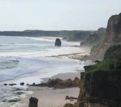 Berita Duka Dunia Pariwisata, Pantai Mbawana NTT Harus Kehilangan ikon Utamanya