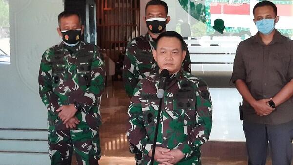 Pangdam Jaya: Penurunan Baliho Habib Rizieq Perintah Saya
