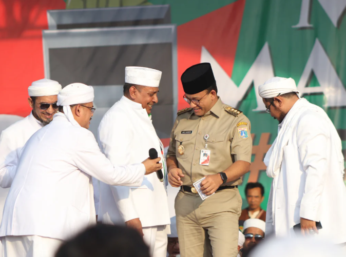 Guntur Romli: Anies Baswedan Berkoalisi dengan Gerombolan FPI