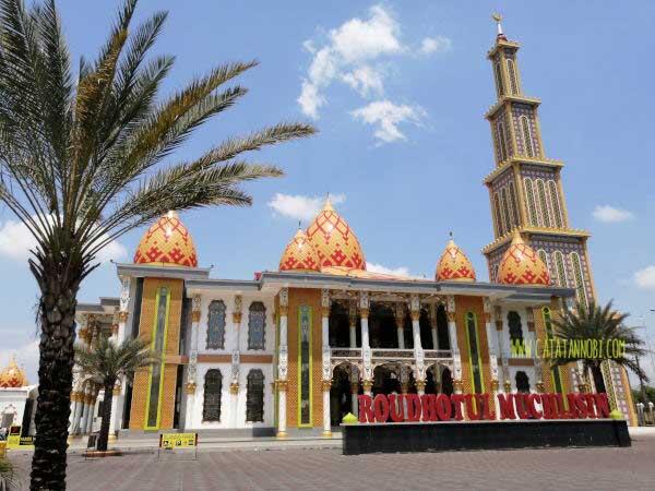 &#91;COC Reg. Jember&#93; Beragam dalam Kesatuan, 3 Masjid Ikonik Jember Ini Penuh Filosofi!