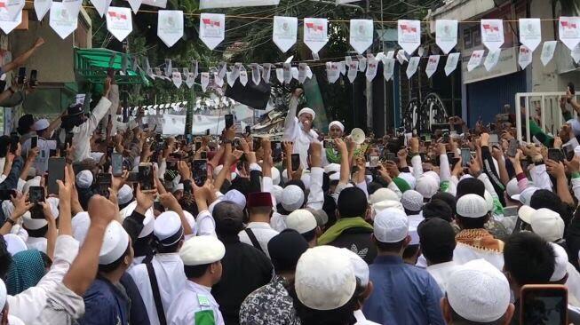 Epidemiolog UI Klaim Tak Ada Klaster Kerumunan HRS di Petamburan dan Tebet