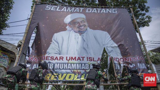 Ancaman Keras dari Pangdam Jaya: Tangkap yang Kembali Pasang Baliho Ilegal Rizieq