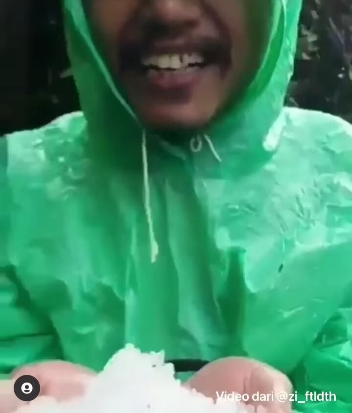 Ngeri! Fenomena Hujan Badai Es di Puncak Gunung Slamet, Sampai Ada Yang Hipotermia