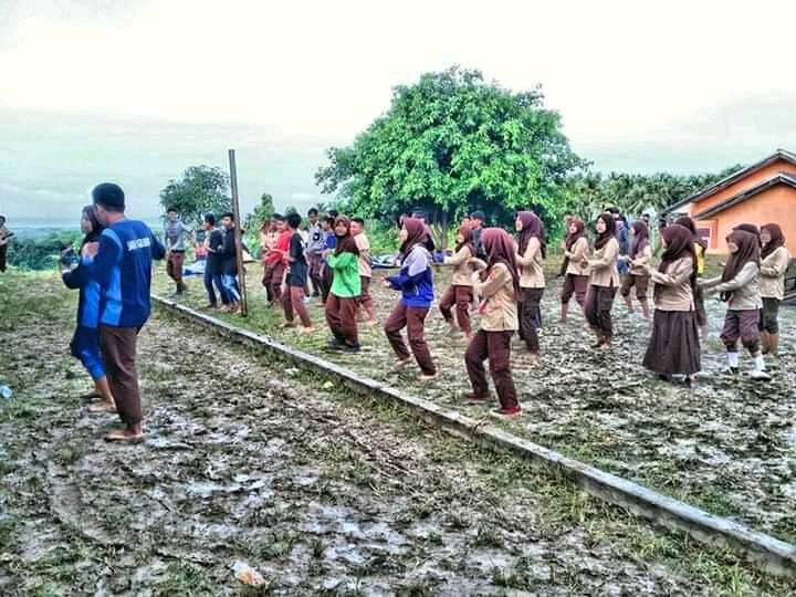 Selamat Hari Guru, 7 Hal Paling Dirindukan Semasa Sekolah, Nomor 2 Favorit Banget!