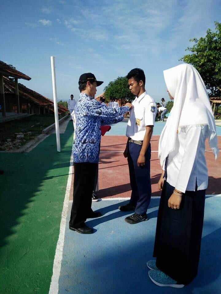 Selamat Hari Guru, 7 Hal Paling Dirindukan Semasa Sekolah, Nomor 2 Favorit Banget!