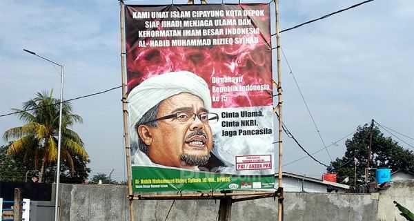 Pemerintah Menertibkan Pamflet Habib Rizieq hingga ke Dunia Maya