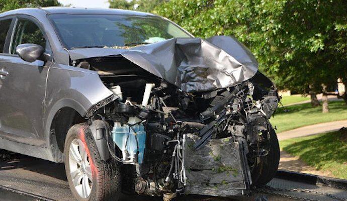 Ternyata Mobil Baru Sengaja Dibuat Mudah Ringsek Saat Tabrakan