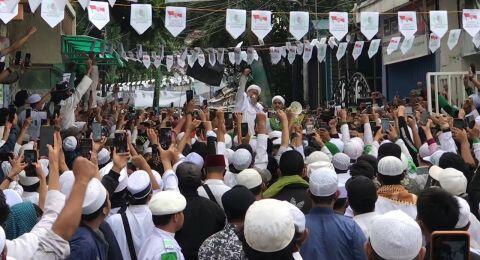 Pilih Istirahat, Habib Rizieq Batal Berdakwah di Makassar