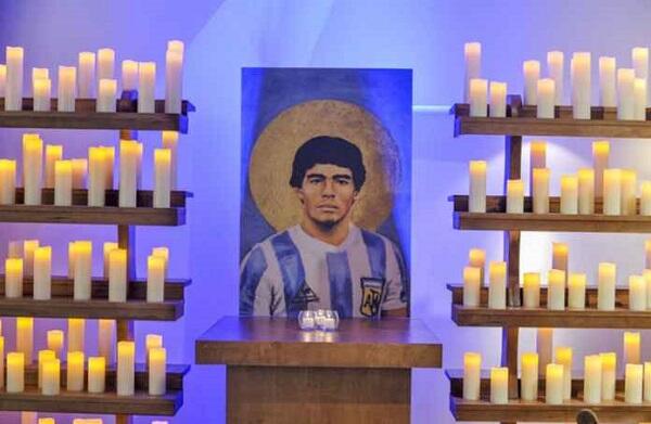 Tahukah Agan2 Ada Gereja yang Menyembah Maradona? Dgn Messi sbg Juru Selamatnya.