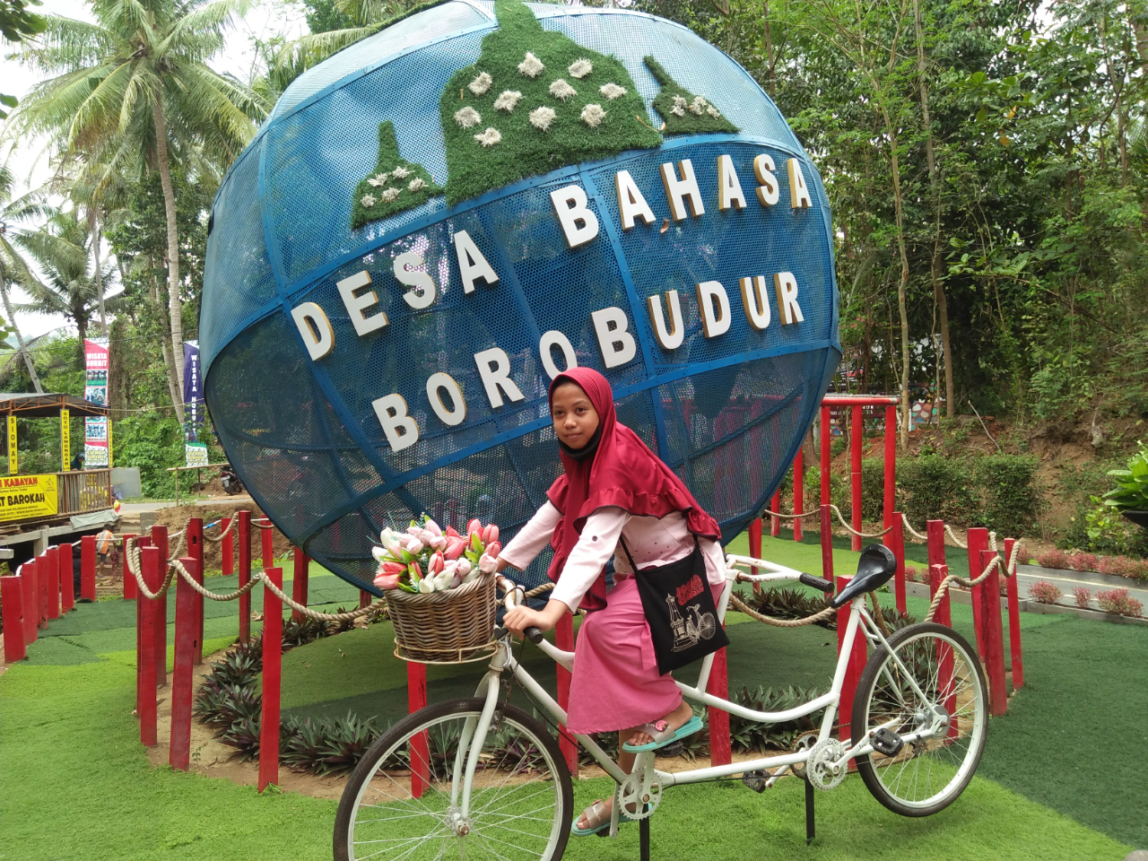 Jalan-jalan ke Desa Bahasa Borobudur, Murah Tapi Viewnya Oke Punya