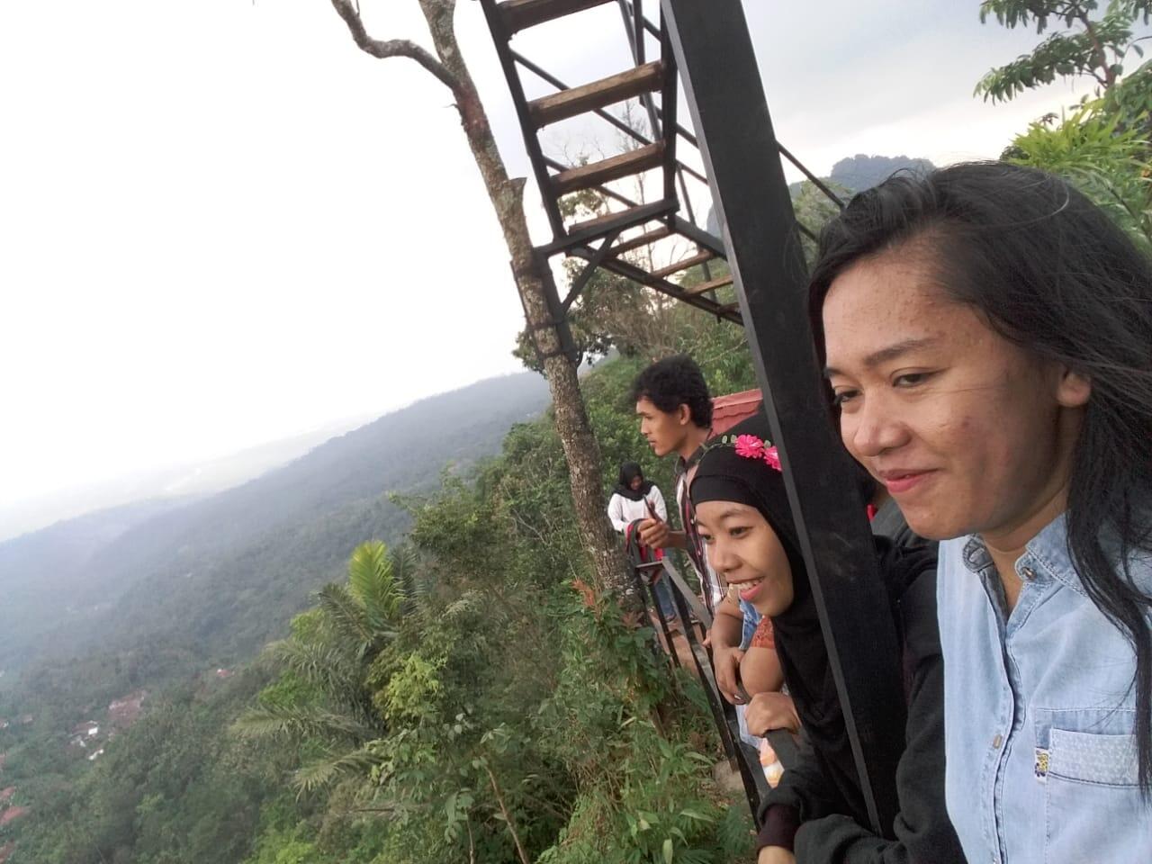 Mari Berkunjung ke Bukit Asmara Situk (BAS) Banjarnegara, Indahnya Gak Ketolong !