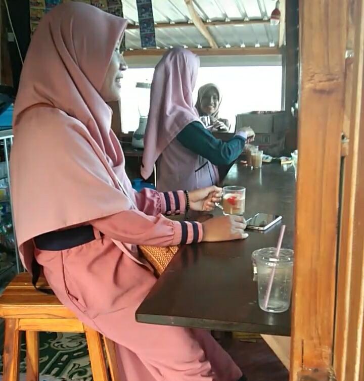 7 Menit Dari Rumah, ini Dia Wisata Pantai yang Sering Ane Kunjungi Saat Liburan