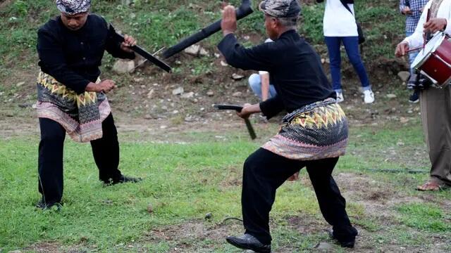 &#91;Coc Reg. Gorontalo&#93; Mengenal Longgo dan Langga, Seni Bela Diri Khas Gorontalo
