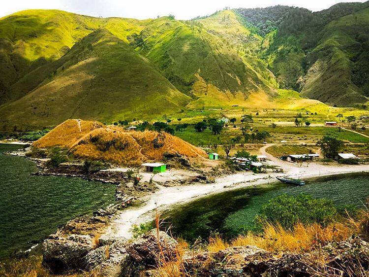 Rekomendasi 5 Tempat Keren di Danau Toba Buat Agan Melepas Penat