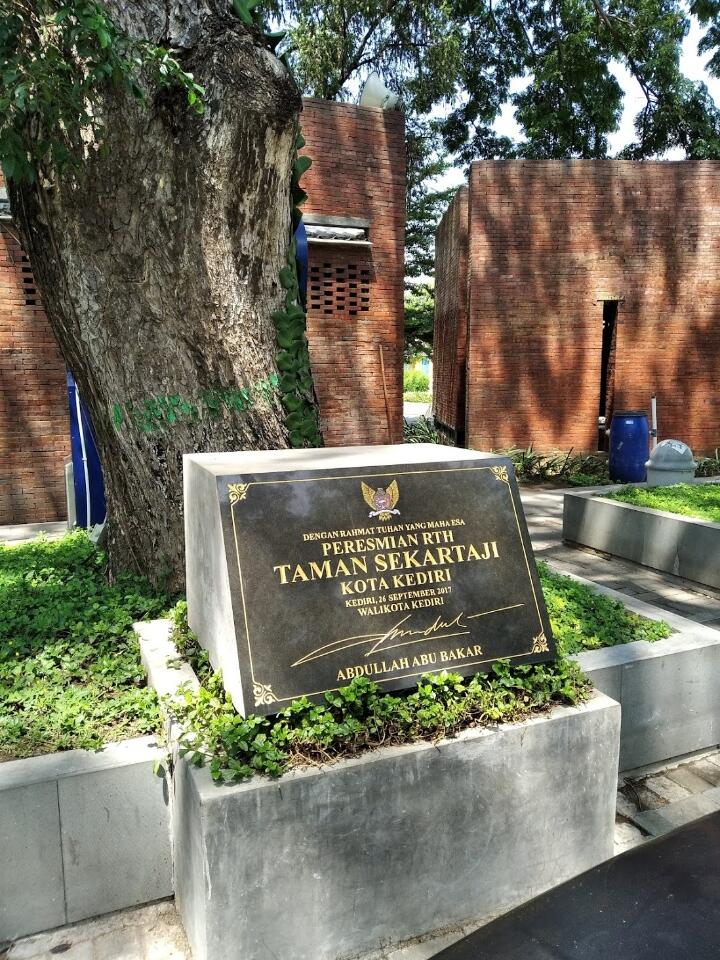 Taman Sekartaji Andalan Kediri