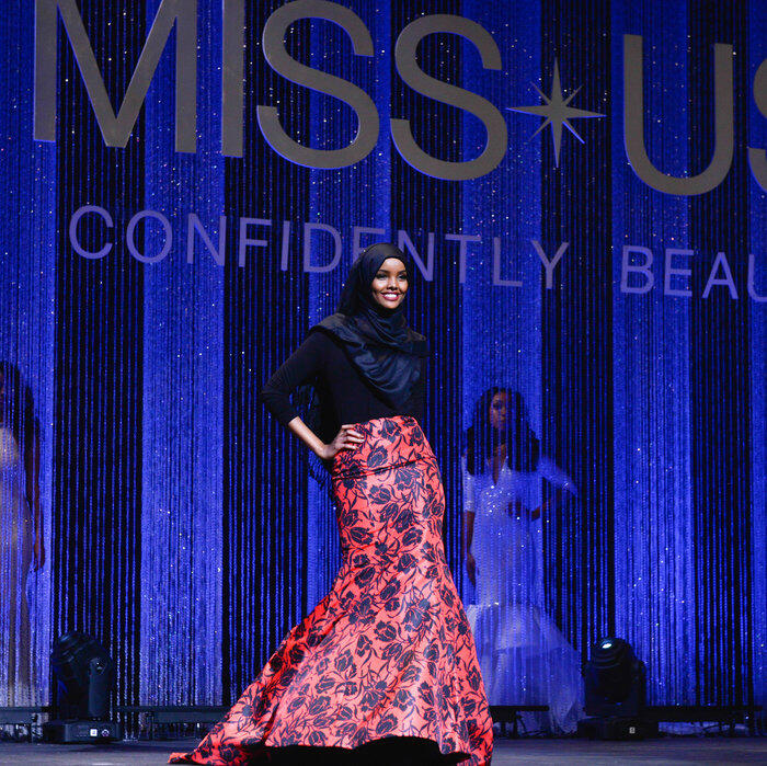 Berhijab! Halima Aden Bakal Jadi Gebrakan Baru Panggung Miss Universe