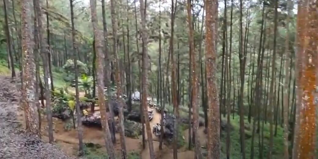 Yuk Mengintip Camping Ground Igir Lempuyang, Yang Mempunyai Pemandangan 360 Drajat.