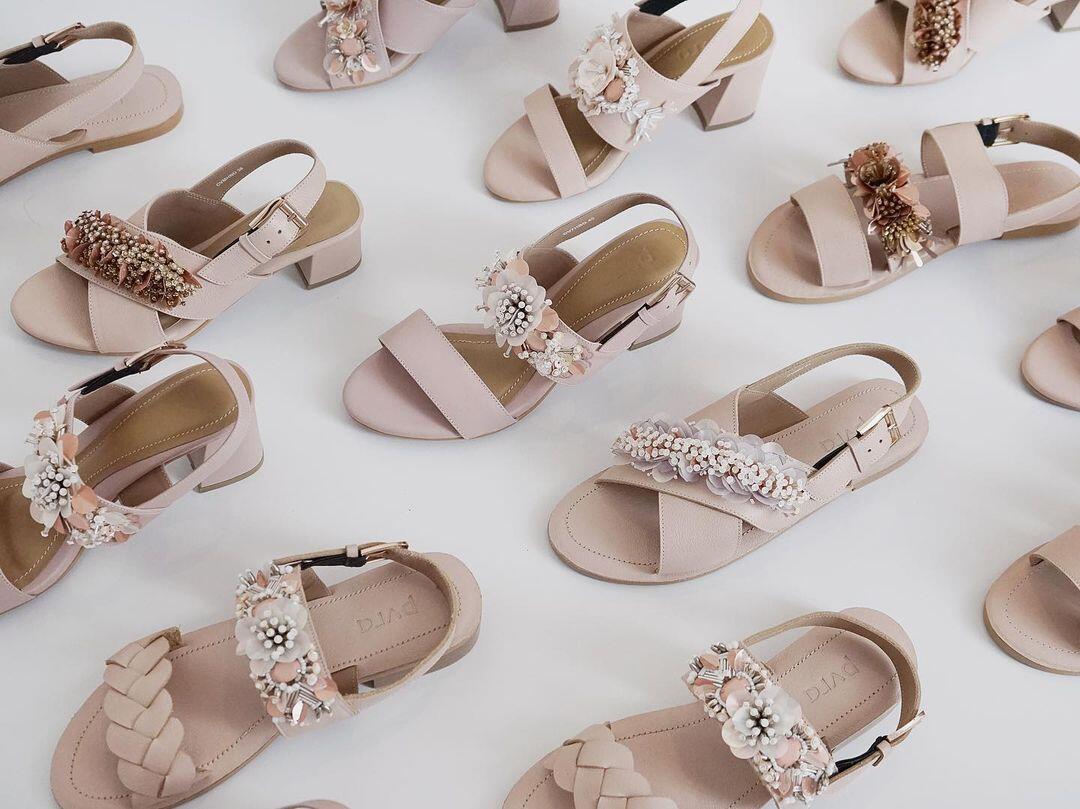 Sepatu Sandal Merk Lokal, Semuanya Kece Badai!