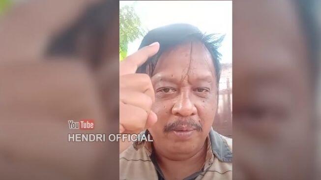 Warga Pekalongan: Saya Siap Sembelih Leher Rizieq, Mencungkil Matanya