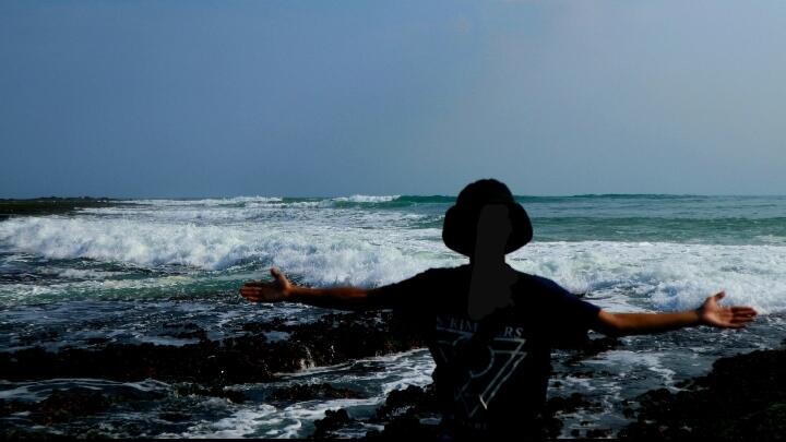 &#91;COC Travellers&#93; Liburan Lokal dengan Nyaman Ke Pantai Tanjung Layar, Desa Sawarna