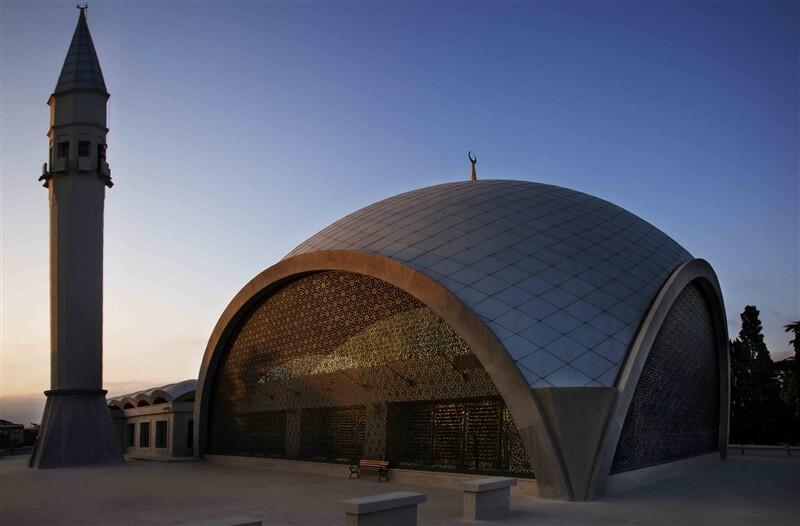 BIKIN BETAH! Inilah 10 Tempat Ibadah Terindah & Terunik di Dunia.