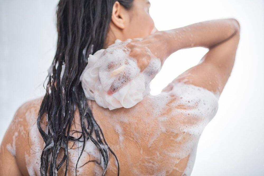 TERBUKTI AMPUH!! Inilah 7 Cara Menghilangkan Bau Badan Secara Alami