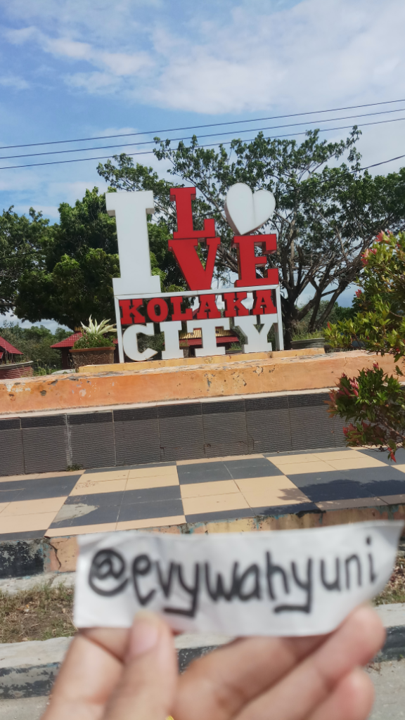 Destinasi Wisata Seru Seputaran Rumah Adat Mekongga dan Pantai Mandra