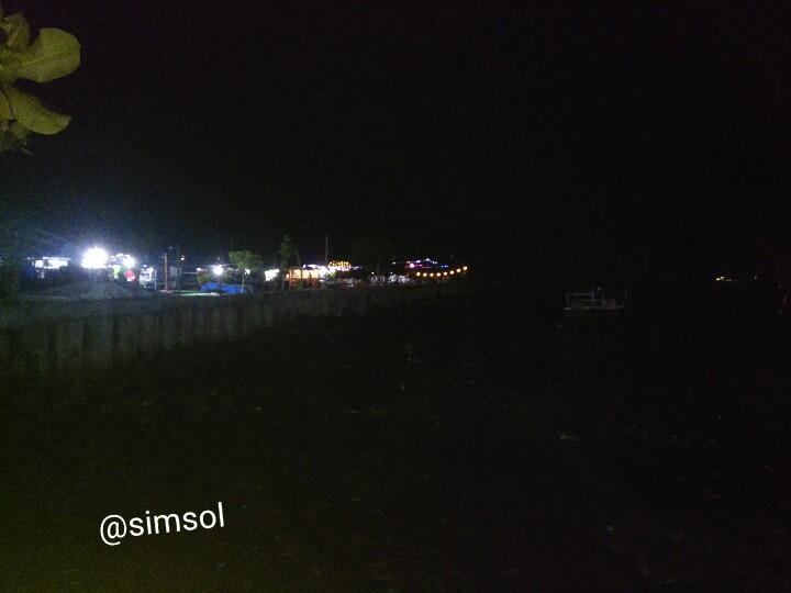 Menikmati Matahari Tenggelam Nan Indah Di Kawasan Pantai Melawai Balikpapan.