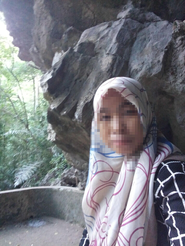 Menyusuri Tangga Seribu, di Taman Purbakala Sumpang Bita