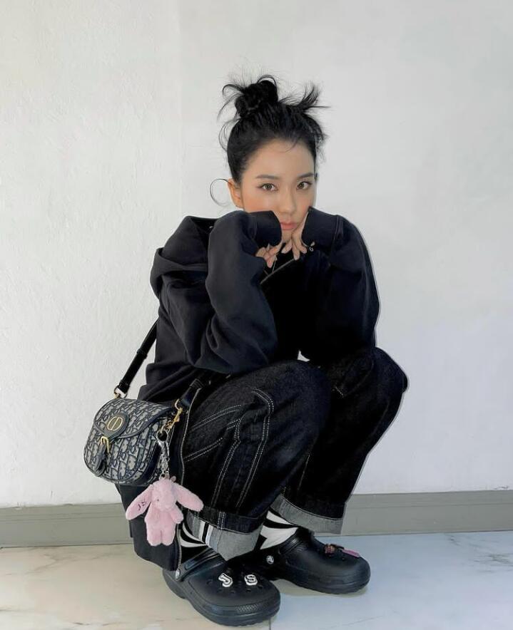 Jisoo BLACKPINK Dibully Mirip Monyet, yang Membully Secantik Apa Sih?