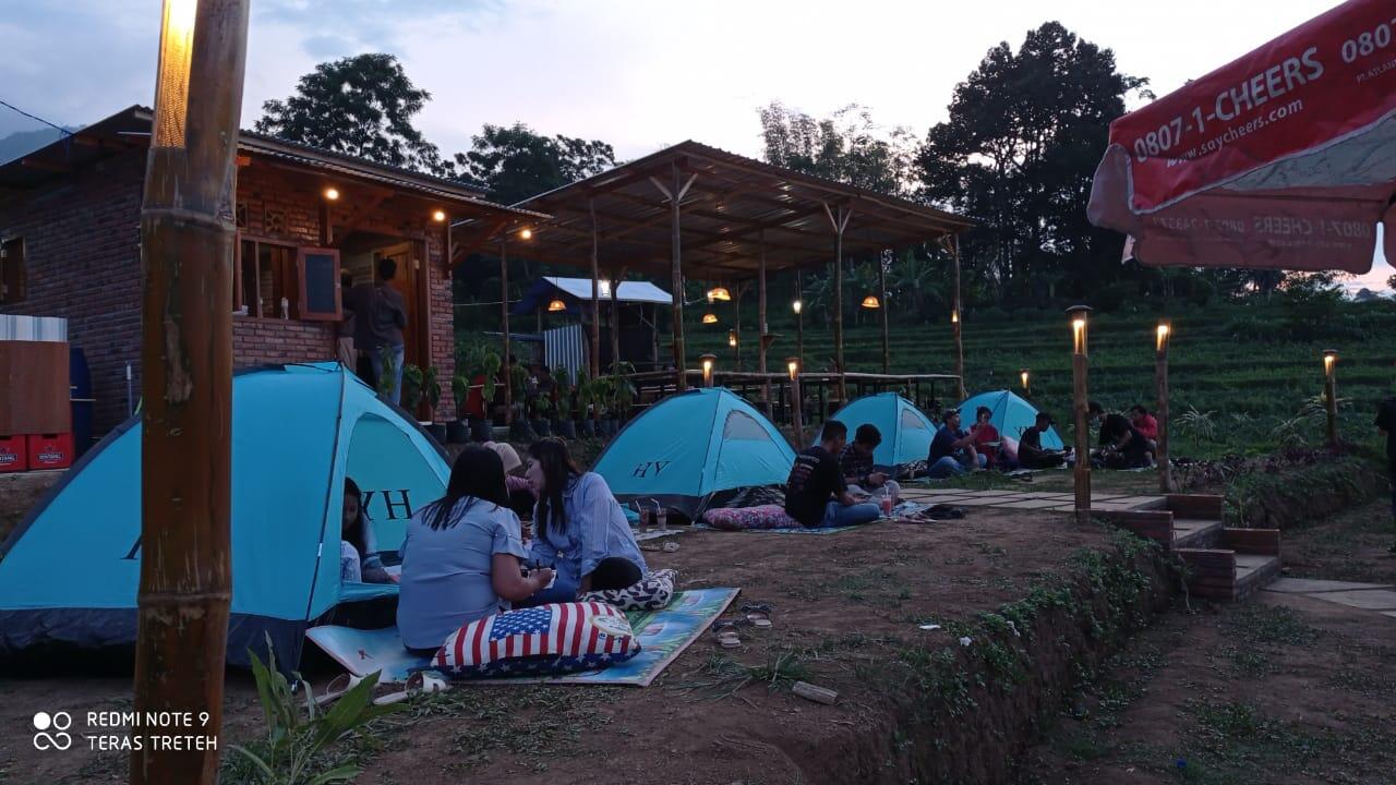 Teras Treteh Kafe Singgah Menarik dan Unik, Hiasan Alami Asli!
#Tetap Ingat 3M