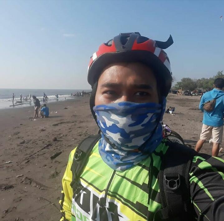 &#91;COC Travellers&#93; Liburan Kecil Kami di Pantai Tanjung Pasir