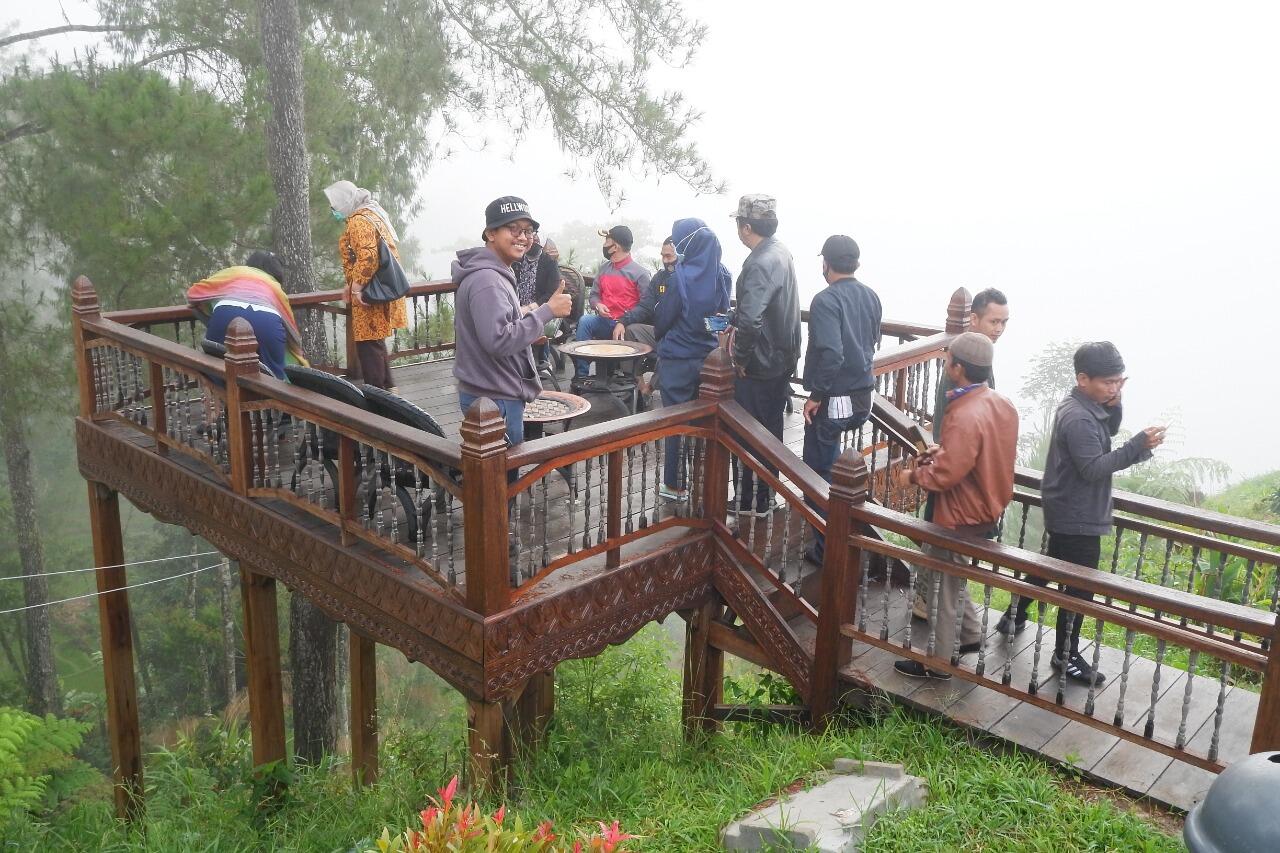 Keindahan Negeri Diatas Awan Yang Menenangkan Jiwa