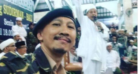 Abu Janda Diduga Sindir Rizieq Shihab: Polisi Tahu Habib yang Asli Bos!