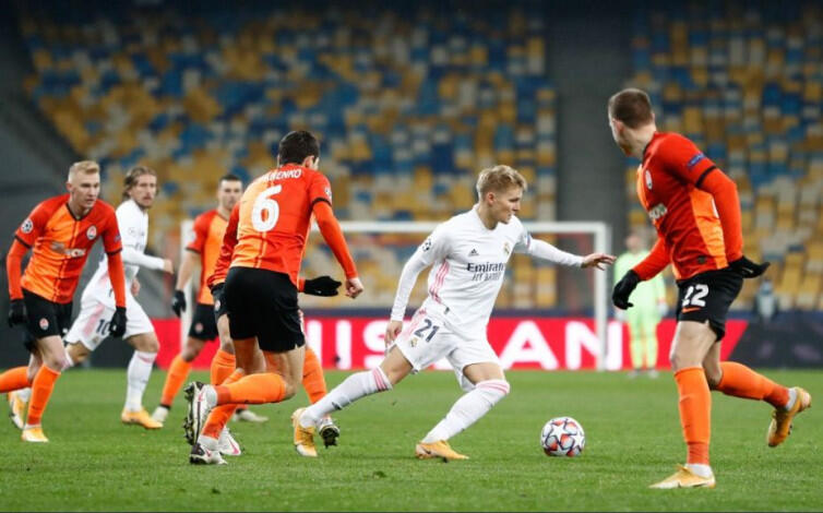 9 Tim Lolos, 7 Tiket 16 Besar Liga Champions Tersisa untuk Direbutkan