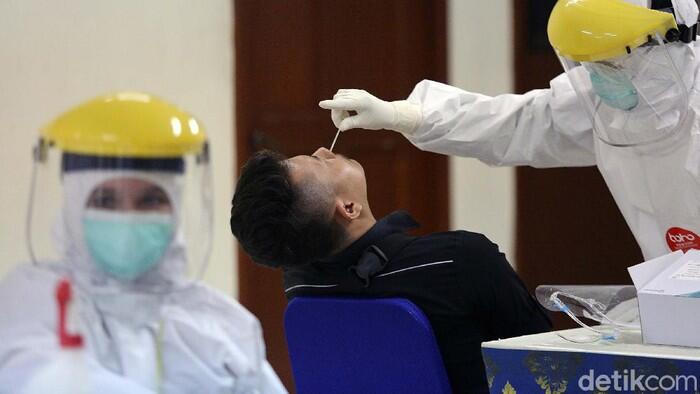 Jabar Tertinggi, Ini Sebaran 6.089 Kasus COVID-19 RI 6 Desember