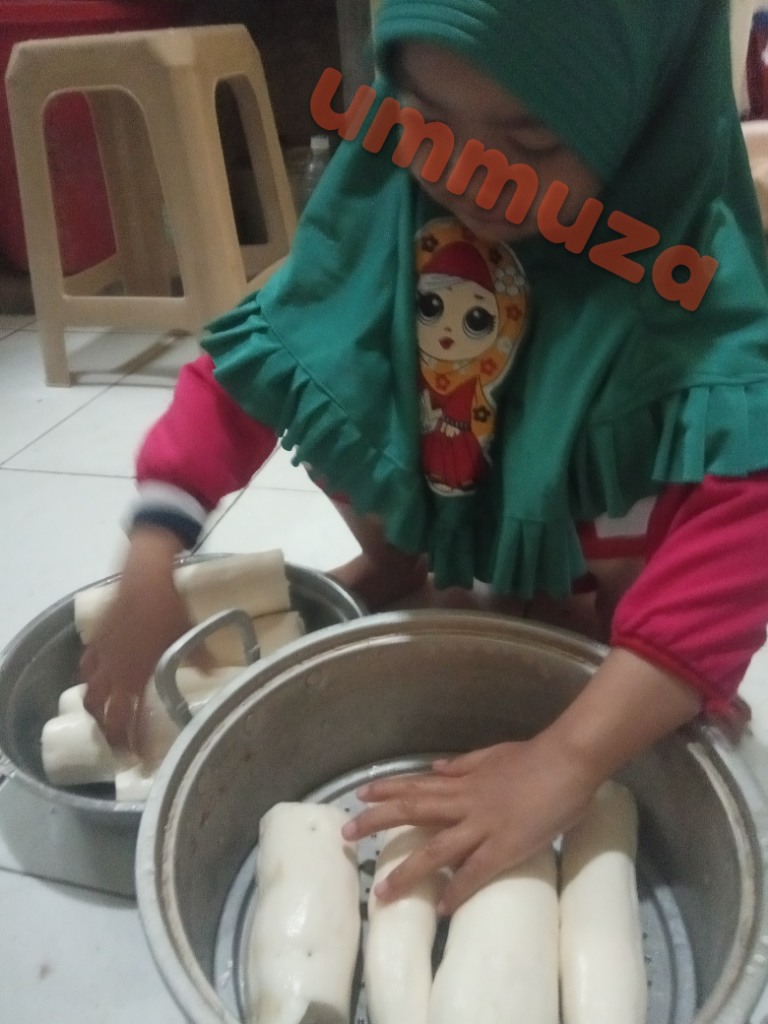 Gadis Kecil Masak 🤔 Kreasi Singkong