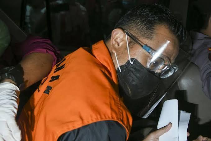 Mensos Tersangka, Dana Bansos Tidak Merata! Apa Cuma Menteri Yang Korupsi?