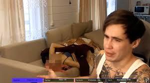 Gila!! Demi Uang, Stas Refflay Seorang Youtuber Tega Nyiksa Pacarnya Hingga Tewas