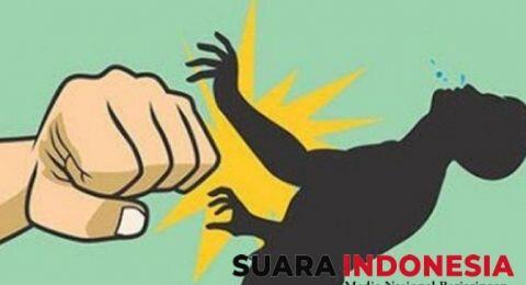 Detik-detik Ibu Lurah Cipete Utara Dikeroyok Saat Awasi PSBB