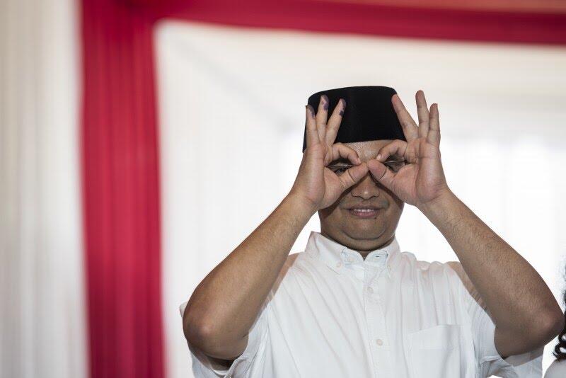Beredar Foto Soal Ujian Sekolah Singgung Anies-Mega, Kemdikbud Selidiki