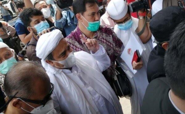 13 Jam Diperiksa sebagai Tersangka, Habib Rizieq Ditahan