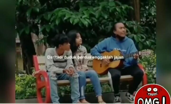 Ekstrem! Pria ini Nyinyir Pakai Lagu di Depan Orangnya Langsung, Korban Auto Murka!