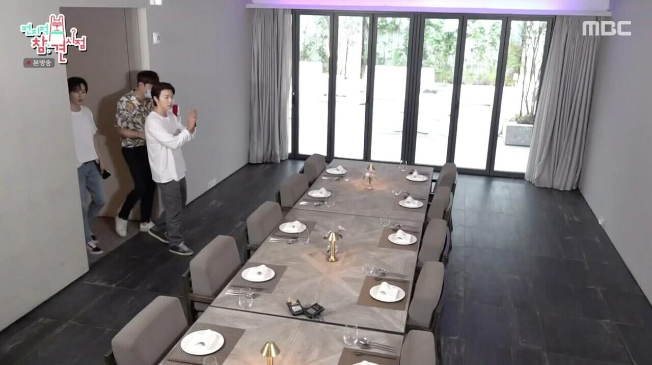 Saat Lee Soo Man Traktir D&amp;E Super Junior dan Min Hyuk CNBLUE di Restoran Mahal