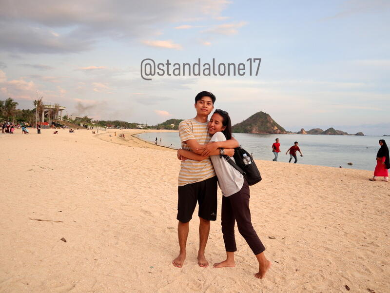 &#91;COC TRAVELLER&#93; Pantai Putih kelas International, Kuta Mandalika Lombok !