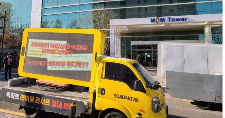 Tak Terima BTS 'Dieksploitasi', ARMY Kirim Truk Protes ke Gedung Agensi