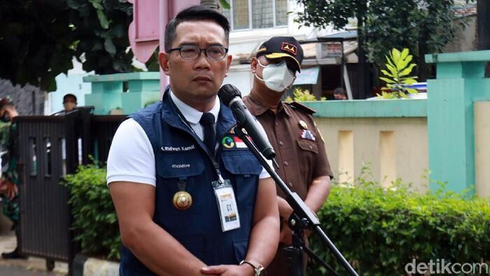 Pernyataan Lengkap Ridwan Kamil Minta Mahfud Md Tanggung Jawab Kerumunan HRS